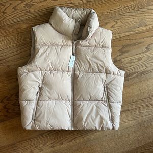 NWT Old Navy Women’s Puffer Vest Light Pink Size Large